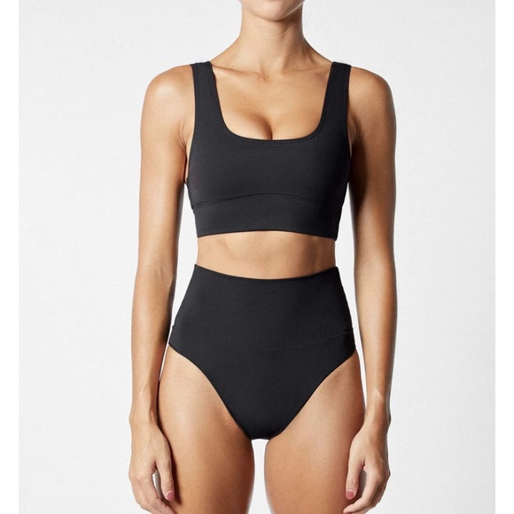 It’s now cool bikini - Picture 7 of 9